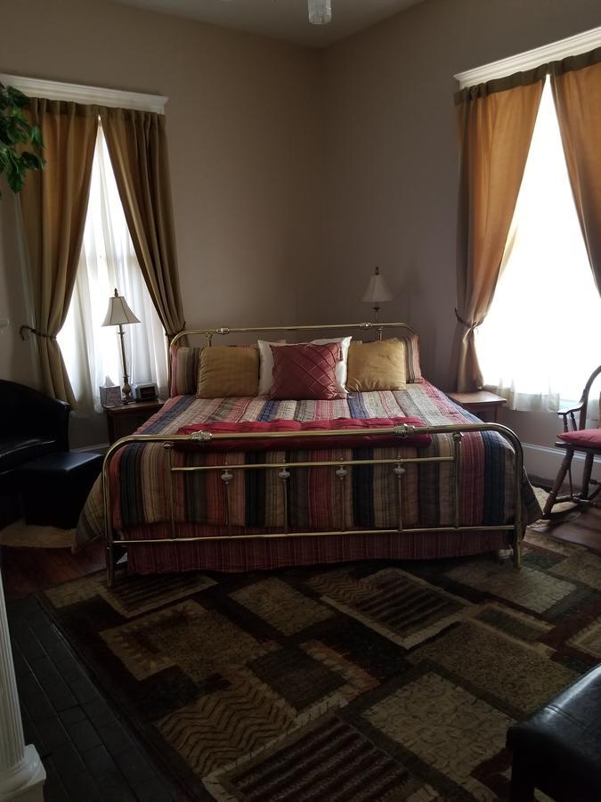 The Peach House Bed & Breakfast แอตแลนตา ภายนอก รูปภาพ